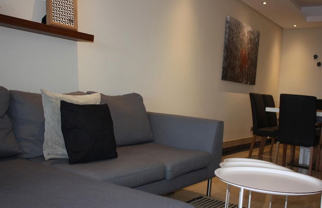 Two-Bedroom Beach Apartment - Photo 10