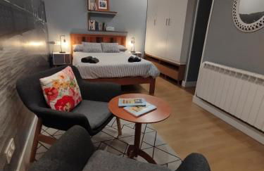 OFERTA ESPECIAL ÚLTIMA HORA - SARAKATUA15 - vistas espectaculares - familias y parejas - 2 dormitorios independientes - amplio salón cocina comedor - tarjeta parking OTA GRATIS - Julio y agosto estancia mínima 7 noches de domingo a domingo - - Foto 17