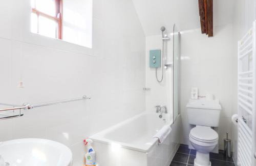 The Bullshed - Photo 9