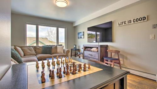 Cozy Montana Condo with Walk to Big Sky Resort! - Foto 1
