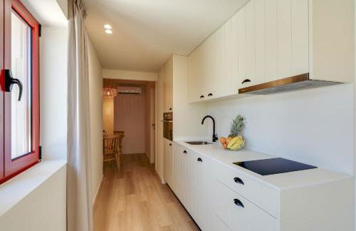 Douro Arda House with Pool & Jacuzzi by HostWise - Photo 67