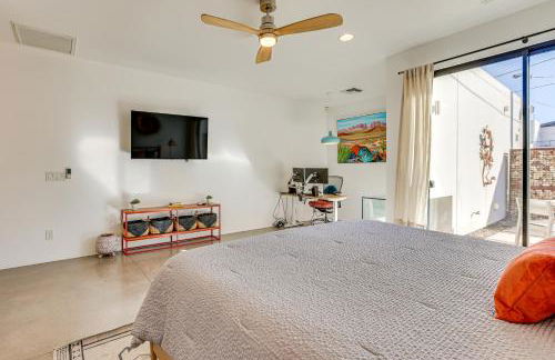 Backyard Oasis with Pool! Family Getaway in Phoenix - Foto 12