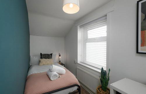 Joseph Suite - Stylish 3BR Home with Parking & WIFI - Foto 15