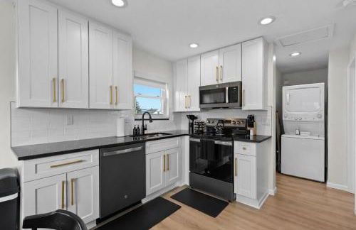 Spacious 1BR 1BA Units in Eastpointe - Foto 21