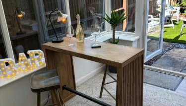 Redwing Retreat - Luxury 2 Bed House - Sleeps 6 - Short Walk to Bicester Village Shops, Train Station and Town Centre with Garden and Driveway Parking - Foto 5