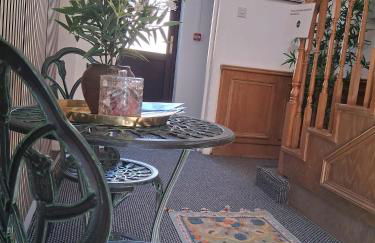 Crown House Studio Apartment - Foto 29