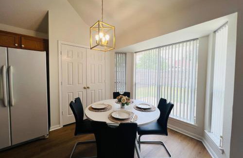 3BR-2 BA Cozy Hub Katy - Close to Cypress - Foto 17