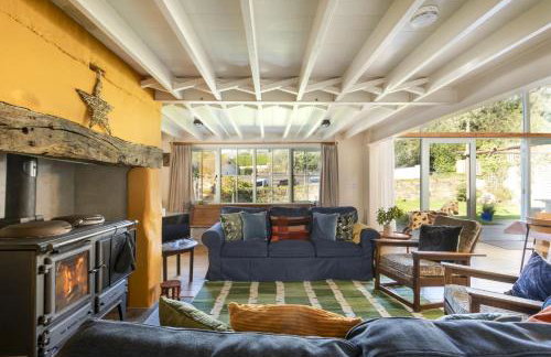 Master Shipwrights House - Great Location - Free WiFi & Parking - Fireplace - Photo 2