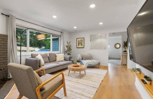 Peaceful Family Retreat Home w Firepit n Grill - Foto 15