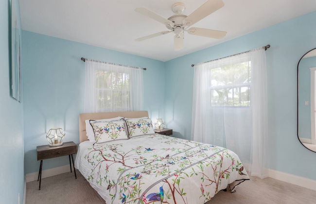 Lilac Mid-century Pool Home - Foto 27