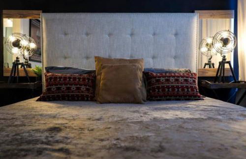 WeHo Nashville Home, Geodis Park, Private Movie Theater! 10min to Broadway! Sleeps 10! - Foto 15