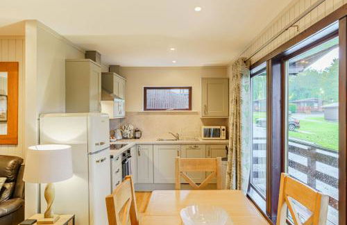 Birch Lodge 13 with Hot Tub - Foto 33