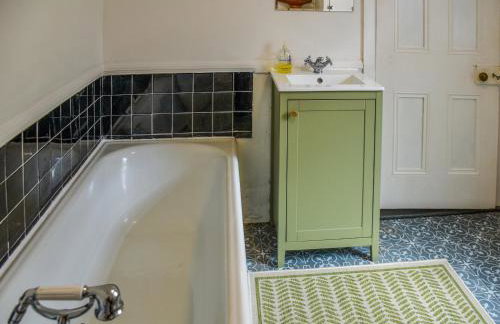 Anchor Cottage - Photo 11