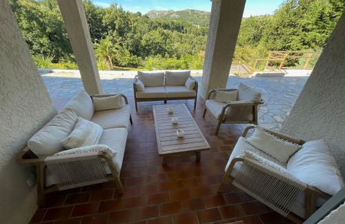 Amazing family villa with a swimming pool - Foto 6