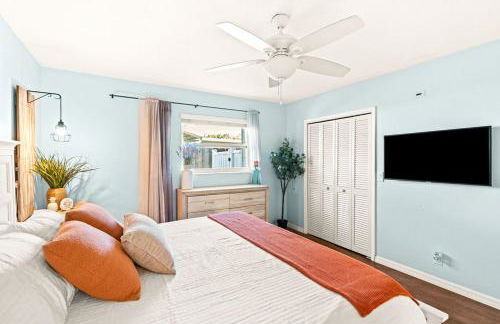 Heated PoolFire PitOutdoor KitchenCorn Hole - Foto 11