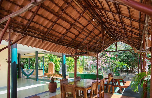 Villa in Cárdenas with swimming pool and garden - Photo 23