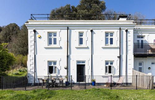 1 The Old Signal House, Penlee Point - Amazing views - Woodburner - Wi-Fi - Photo 37