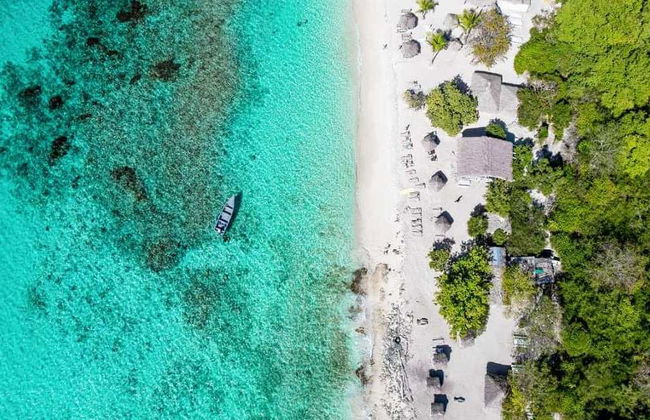 Cueva de las Maravillas, Catalina Island e Altos de Chavón - Tour de Dia Inteiro - Foto 5