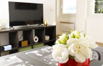 LA DEUCHE - Charmant Studio rénové avec vue - Foto 3