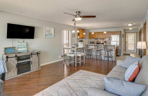 Lakefront Osage Beach Condo w/ Balcony & Pool - Foto 5