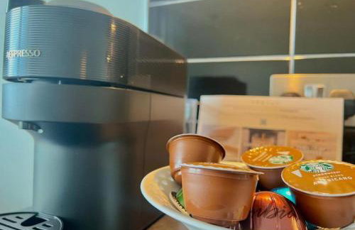 Modern High-Rise Flat in Media City! 2 Beds, 2 Baths - Foto 18