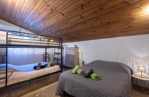 Villa l'ESTEL charme provençal, 15 pers, piscine privée & aire de jeux, au coeur du triange Arles-Avignon-Nîmes - Foto 25