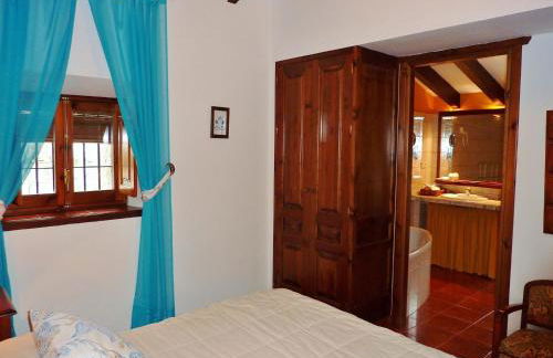 Family Stay with Private Pool - Foto 13