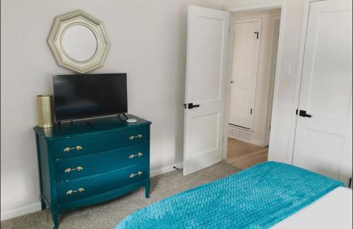 The White House, A Unique ABQ Stay in Central Location near Uptown - Foto 69