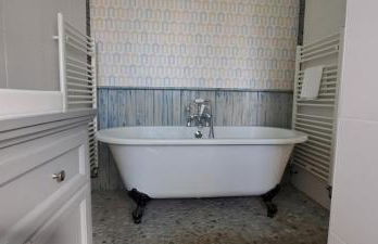 Sizeable 4 bed property on Huntingdon Ring road - Foto 26