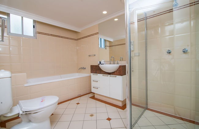 Oscar on Main Resort - Photo 54