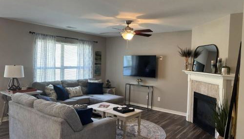 Beautiful 3 bed 2 bath condo - Foto 2