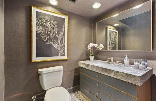 Modern 2BR Dallas Loft w Private Outdoor Terrace - Foto 43