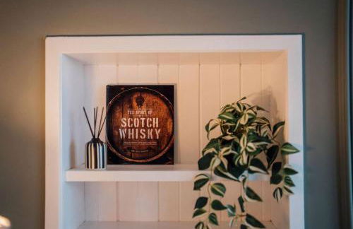 Sea View, 2 Bed Apartment, Central Largs - Foto 13