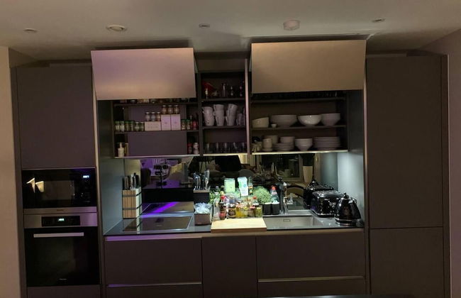 Charming 2-bed Apartment in London - Foto 10