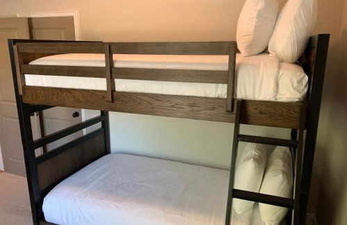 Fully Fenced & Fitted 4BR Near LakePoint Sports - Foto 16