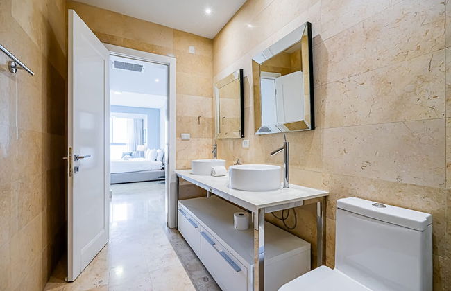 w Prestigious 1BR w Fantastic Balcony in YOO - Foto 27