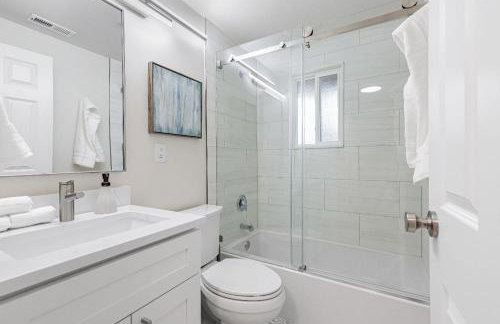 Dog Friendly Cozy Remodeled Shoreline Rambler - Foto 32