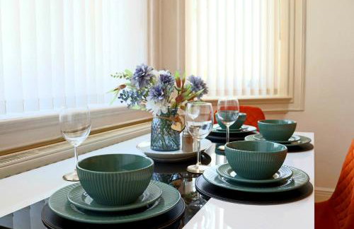 Luxury 2 Bed Apt, Sleeps 4, Secure PRKG-1 Car, Ascot Racecourse 5min walk, Legoland & Lapland 8mins, Windsor 15mins - Foto 17