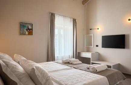 Villa Lucilla by Villas Guide - Photo 8