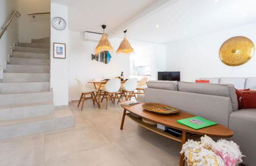 La Cala Beach Home - beachfront few steps away from sandy beach - Photo 19