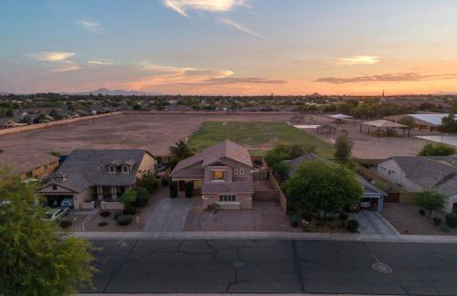 Serenity Splash Upscale Stay Pool Game Lounge - Foto 59