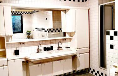 Haushälfte mit Jakuzzi in Frankenberg - Foto 16