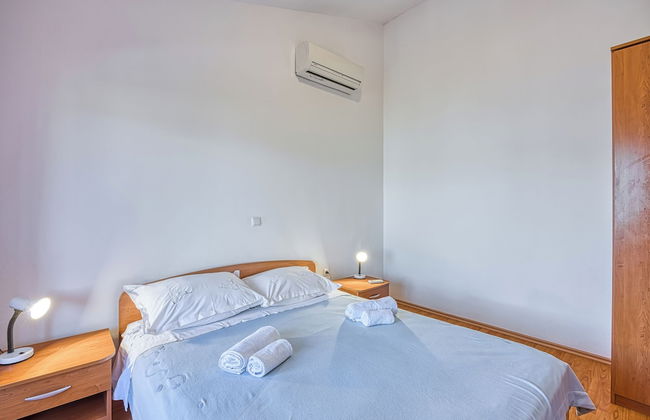 Seaview Apartment in Pasman A1 - Photo 4