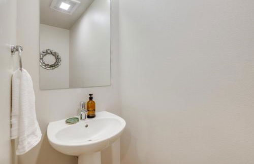 2 Mi to Olympic National Park Sun-Soaked Haven! - Foto 9