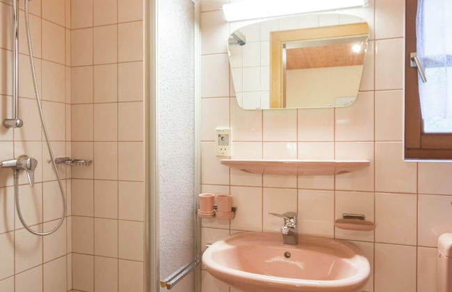 Spacious Apartment with Garden near Ski Area in Wagrain - Photo 17