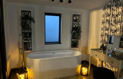 Caban Y Tan Ffawydd Luxury couples retreat with private Wood Fired Hot Tub - Foto 14