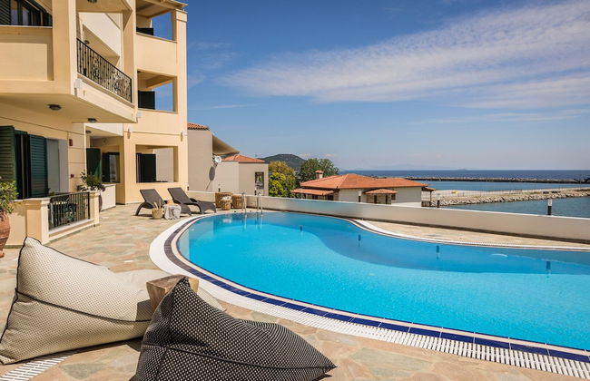 Griffon Kymi Hotel previously known as Valledi Village - Foto 1