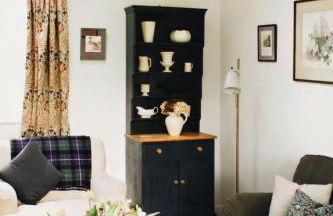 Courtyard Cottage - Photo 49