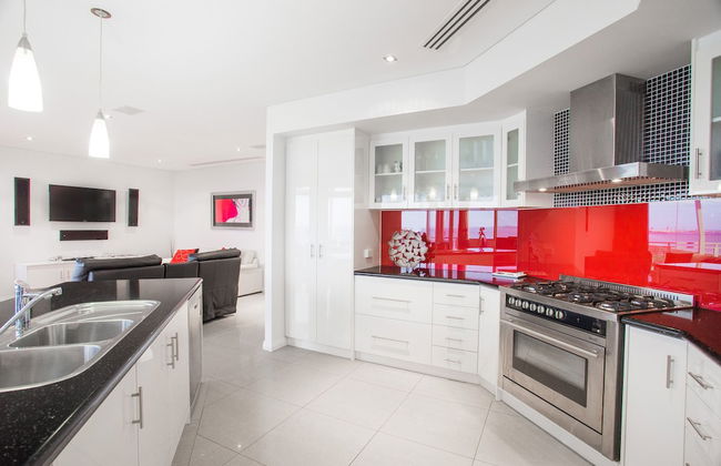 Spinnakers by Rockingham Apartments - Photo 3