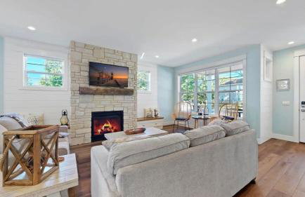 Lux Beach Home Lake Views Firepit - Foto 2